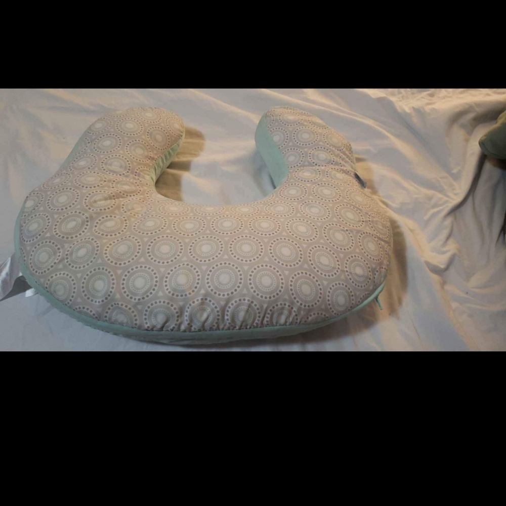 Boppy like pillow